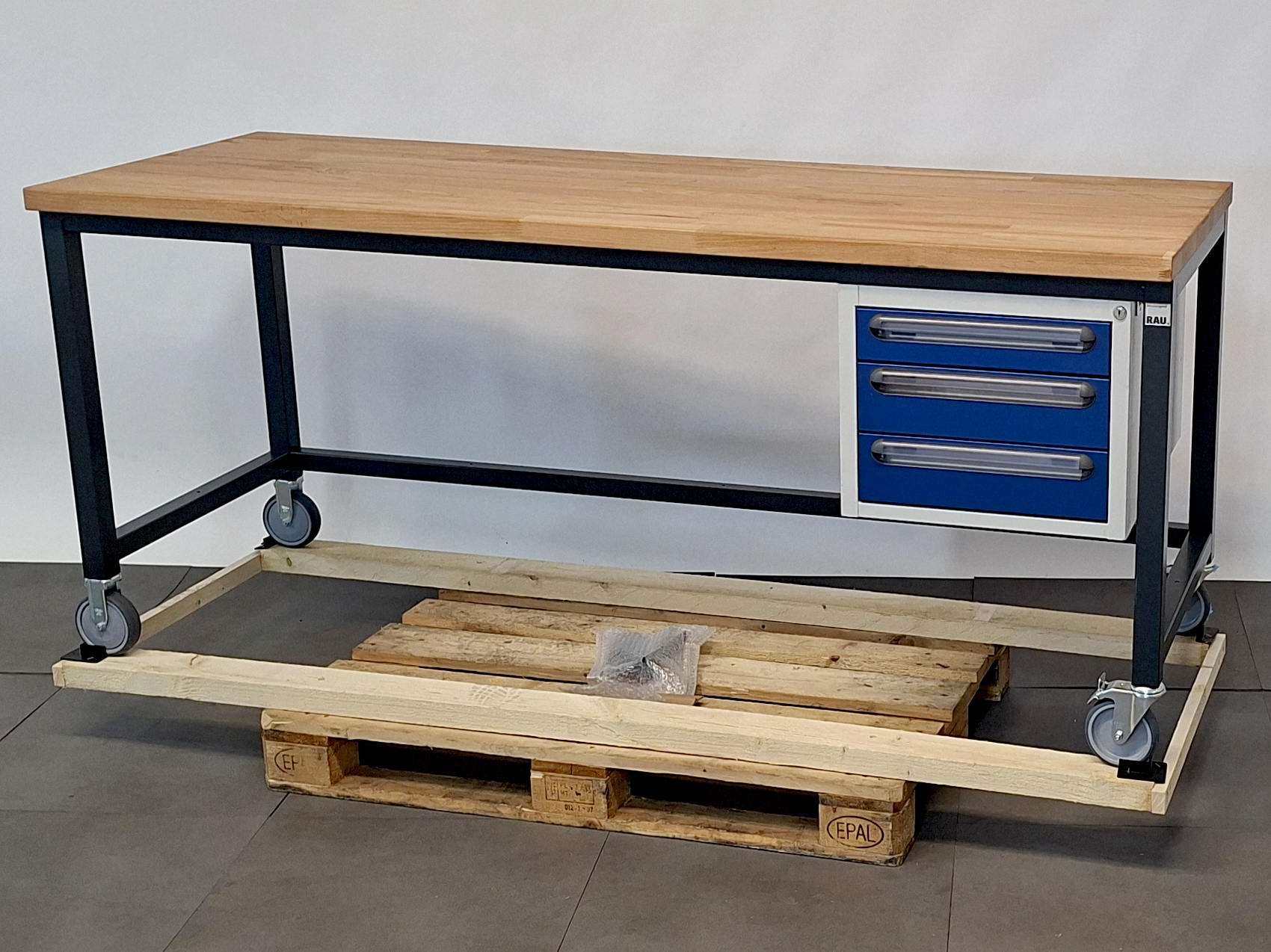 Fahrbare Werkbank Serie 8000