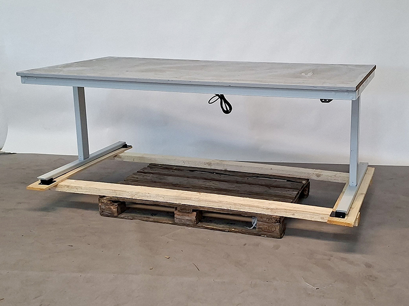 Arbeitstisch Serie adlatus