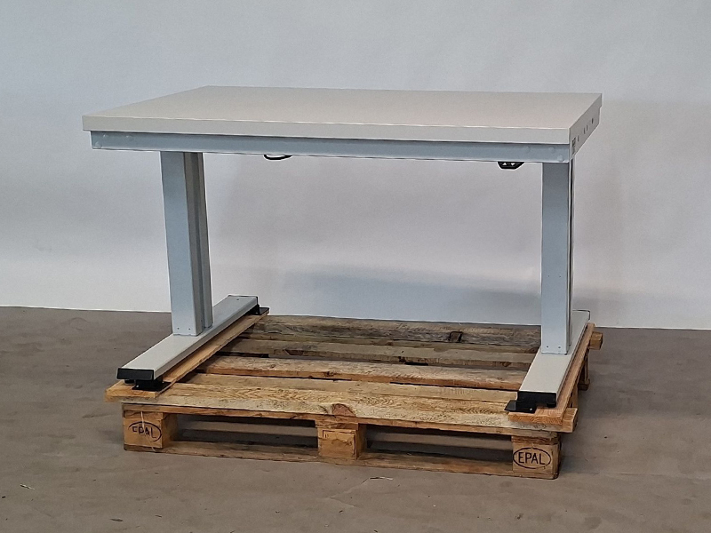 Werktisch Serie adlatus