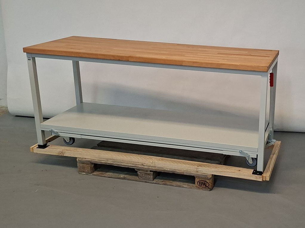 Absenkbare Werkbank Serie 8000